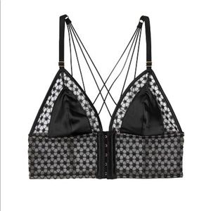 🔥 Starburst Long Line Triangle Bra.